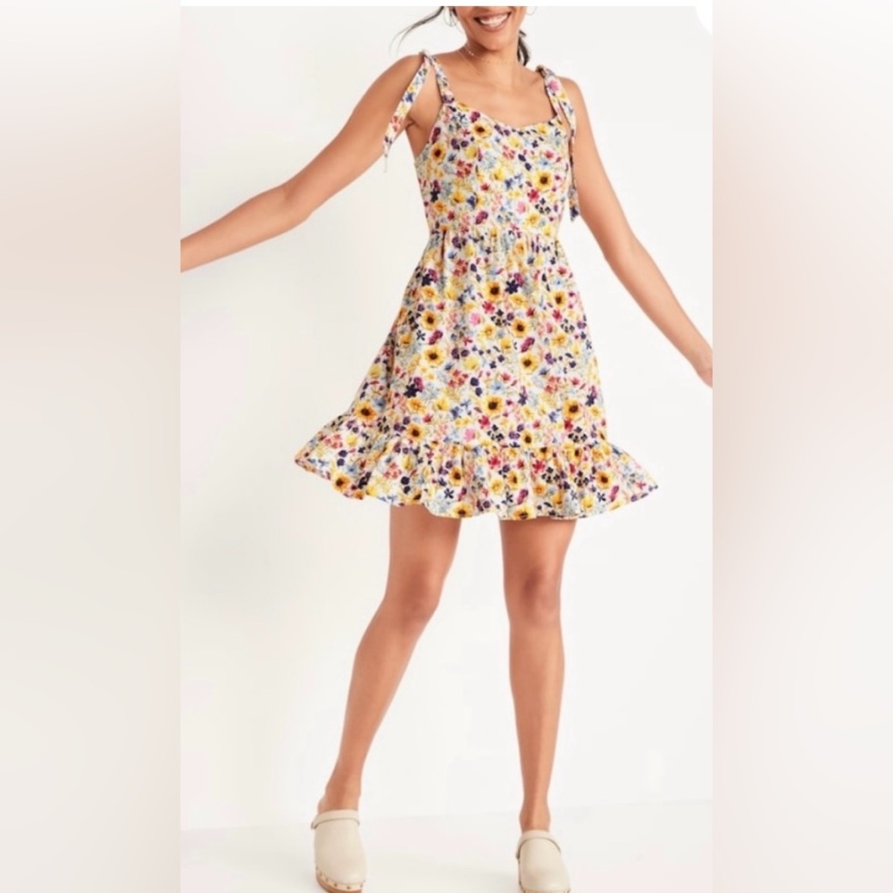 Old Navy - Mini Sunflower Floral Fit & Flare Sundress with Pockets